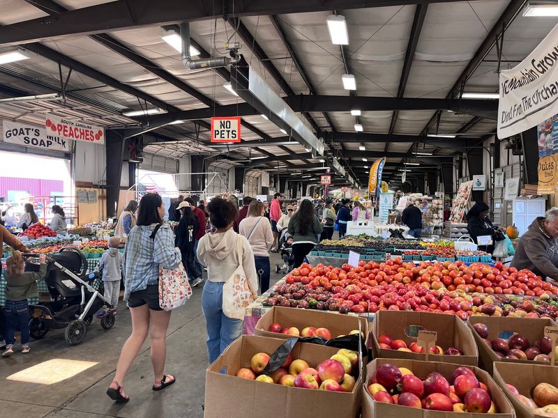 Charlotte Regional Farmers Market, Charlotte