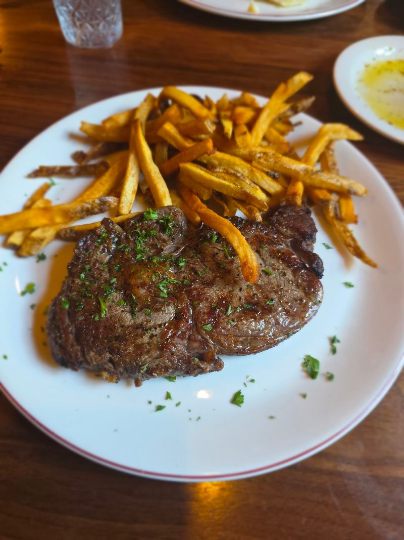Fratellis Italian Steakhouse, Winston-Salem, Forsyth County,