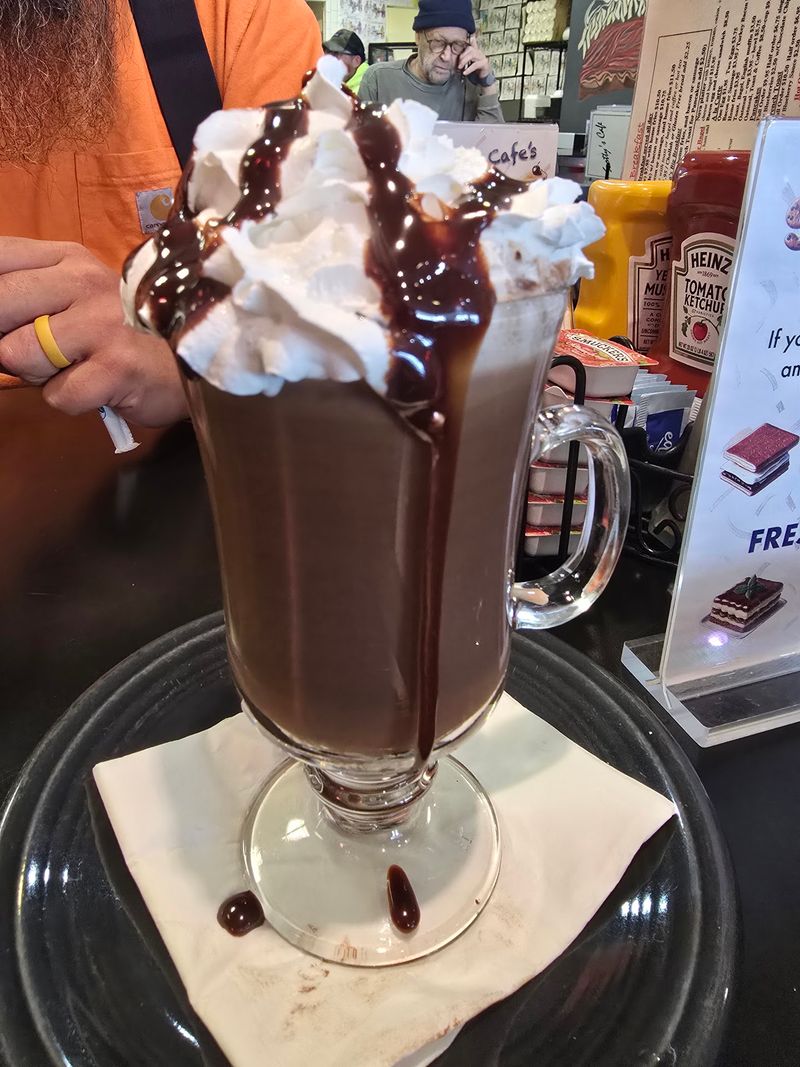 Visitor Information: Scotty's Cafe