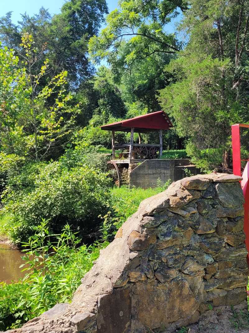 Planning Your Visit to the Old Mill of Guilford