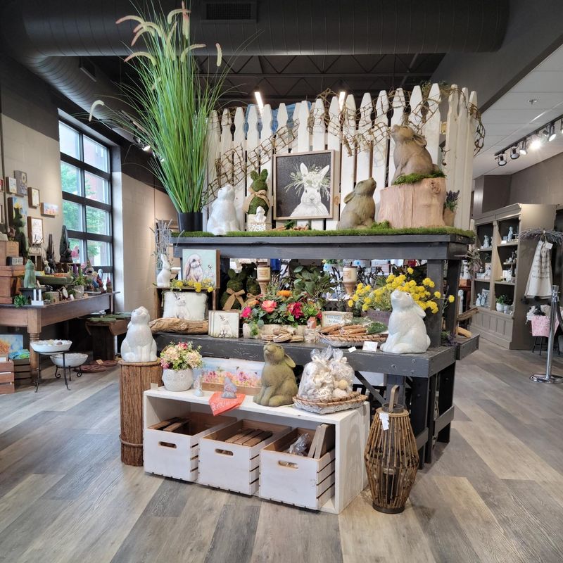Isabel Bloom Studio - Davenport