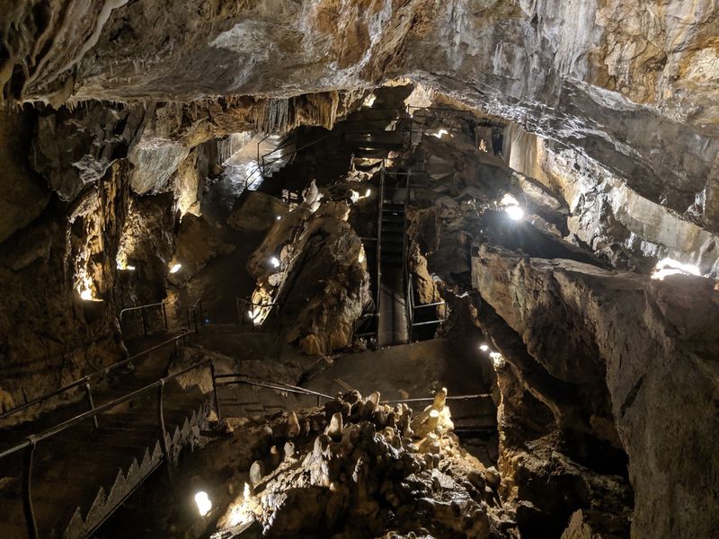 Onyx Cave, Hamburg, Berks County