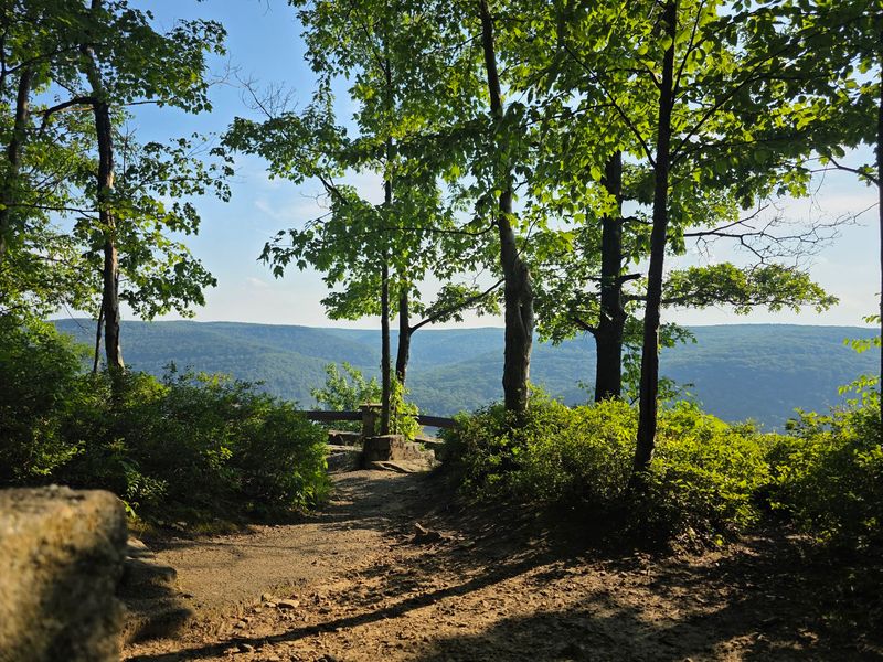 Rimrock Overlook - Bradford