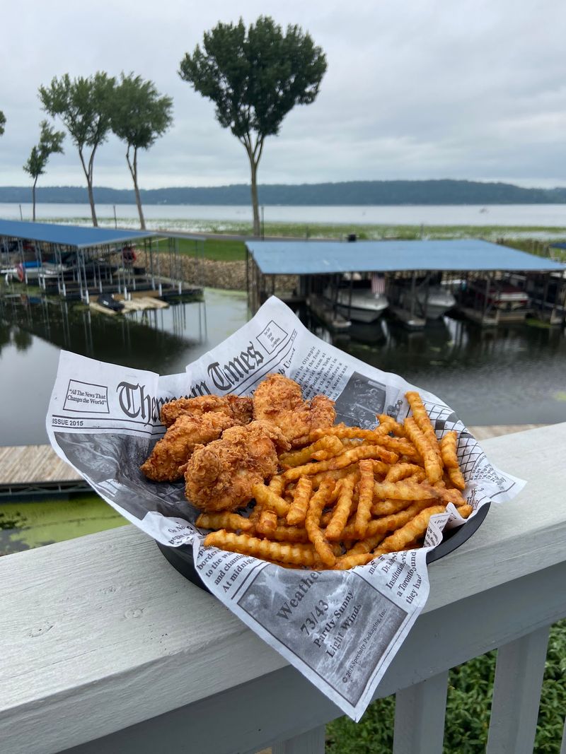 Dockside Marina Bar Grille