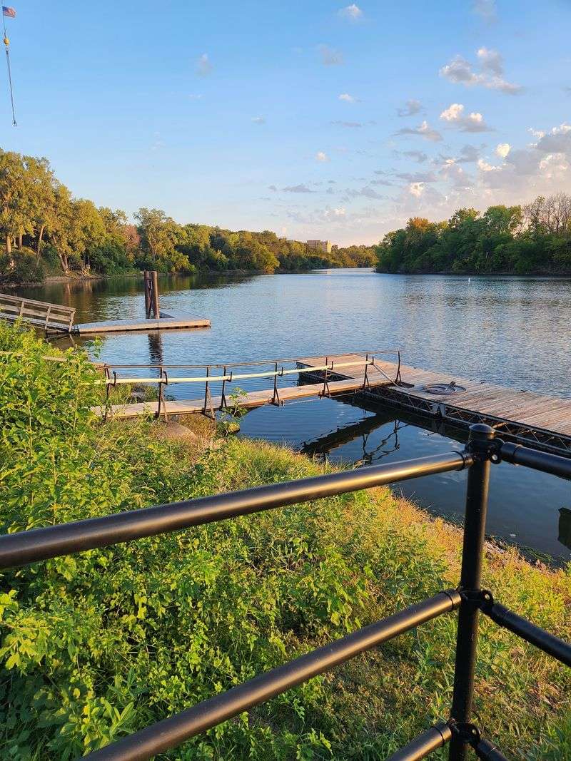 Birdland Park, Des Moines, Polk County