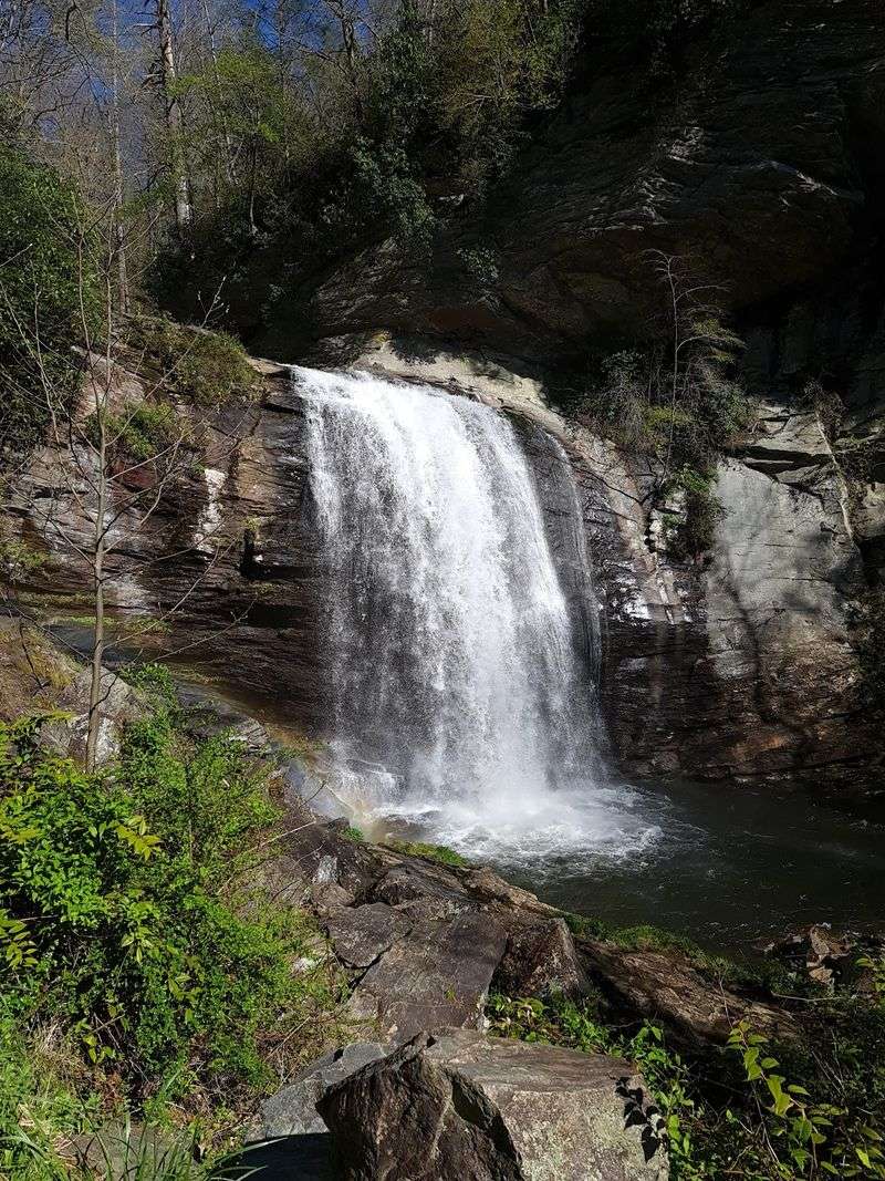 A Big Waterfall With Almost No Walking