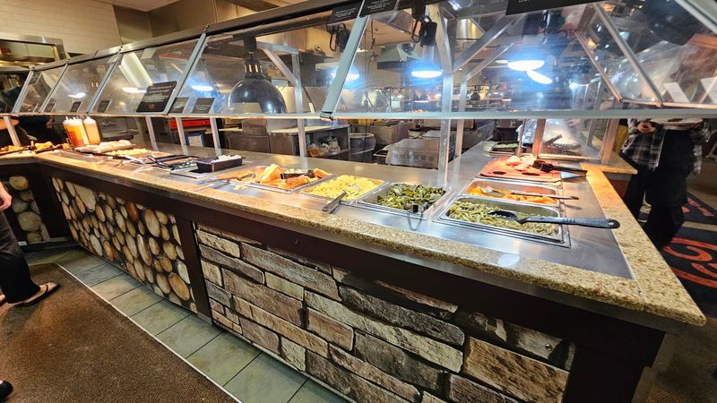 Golden Corral, Milwaukee, Milwaukee County