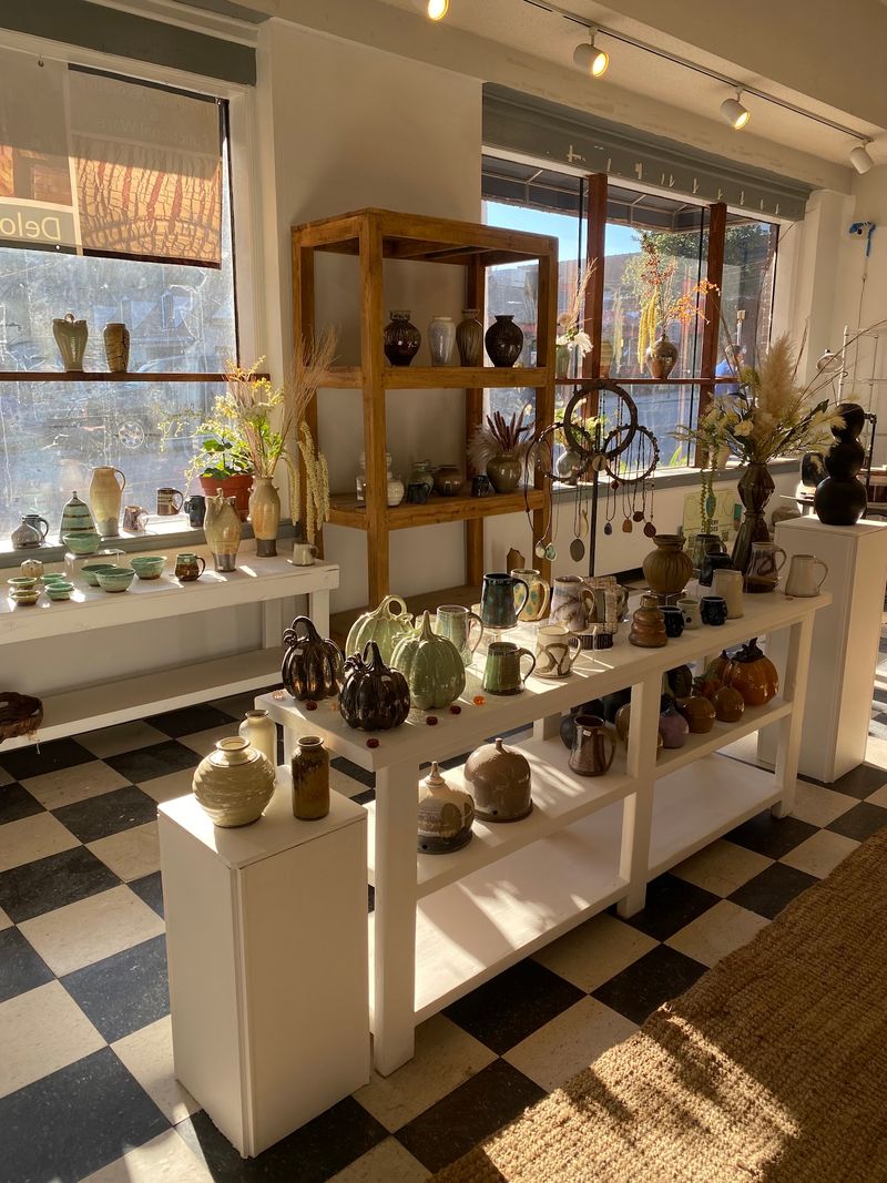 Delores Pottery (Durham)