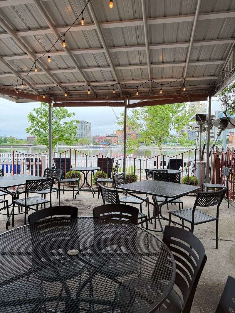 Real Seafood Company &ndash; Toledo