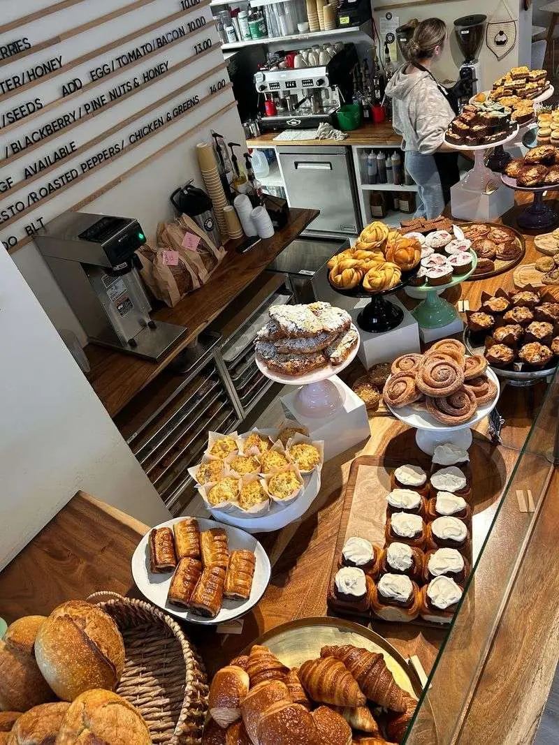 Knead Bakery & Bistro