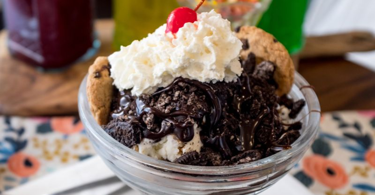 These 12 Old-Fashioned Ice Cream Shops Became My Favorite Summer Stops After Visiting Pennsylvania