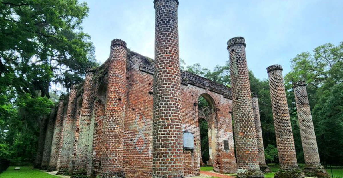This South Carolina Church Ruin Feels Like A Scene From A Southern Gothic Story