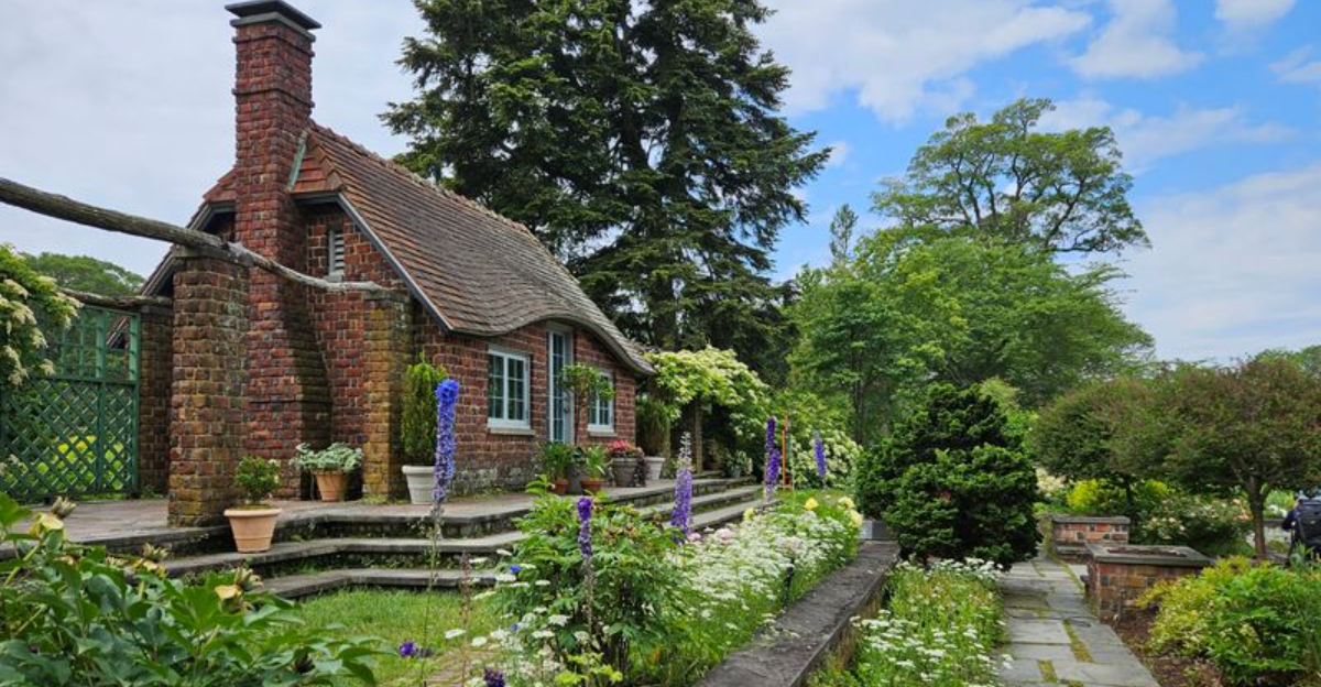 10 Free And Low-Cost New York Gardens That Feel Like Hidden Escapes