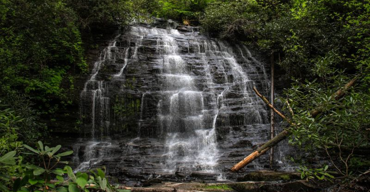 This Short South Carolina Waterfall Hike Is So Pretty You’ll Turn Around And Do It Again