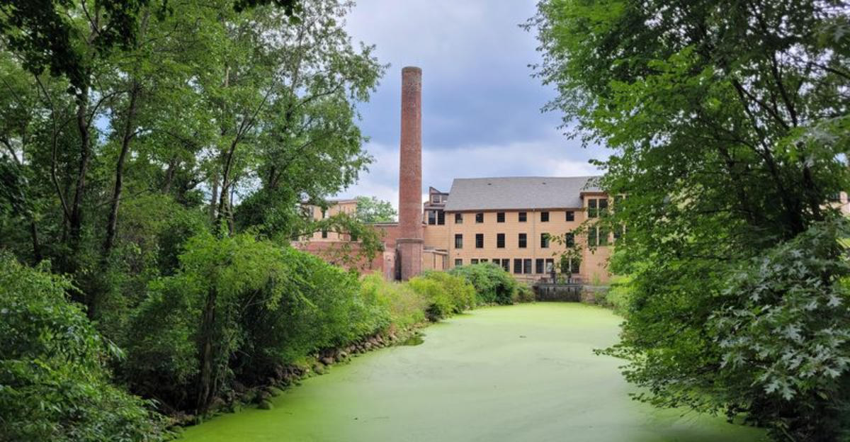 This 1,000-Acre Massachusetts Park Sits In The Valley Where America’s Industrial Revolution Was Born