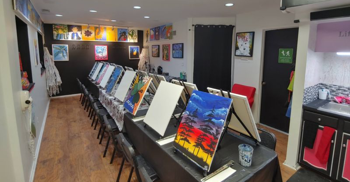 I Found 11 Michigan Painting Workshops Where Creativity And Relaxation Come Together