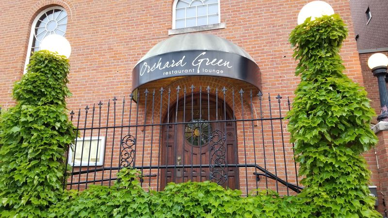 Orchard Green Restaurant and Lounge - Iowa City