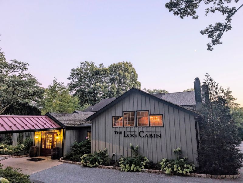 The Log Cabin Restaurant - Leola
