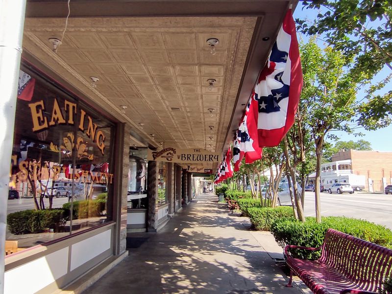 Fredericksburg - Hill Country Charm Without the Luxury Price Tag