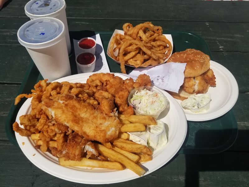 Lenny & Joe's Fish Tale - Madison