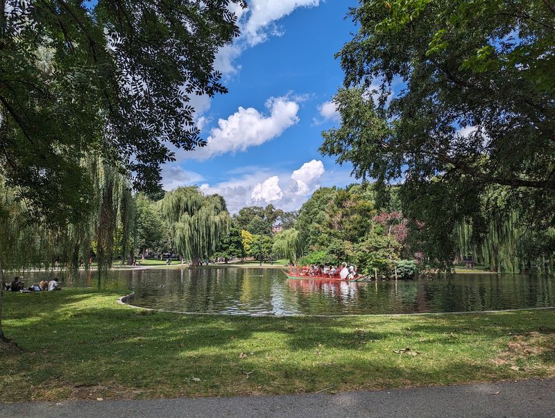 Boston Public Garden, Boston