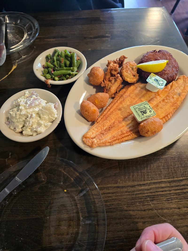 The Seafood Shack - Mathews