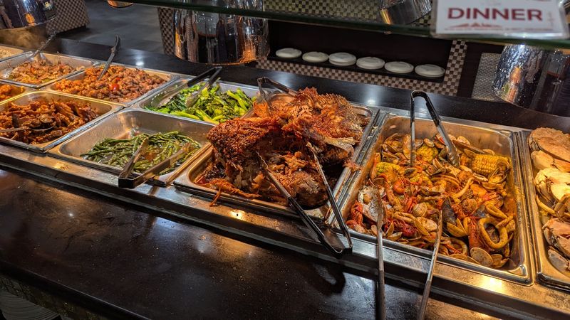 Fuji Japanese Buffet - Madison Heights