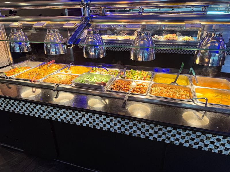 Chinese Favorites Fill the Hot Food Stations