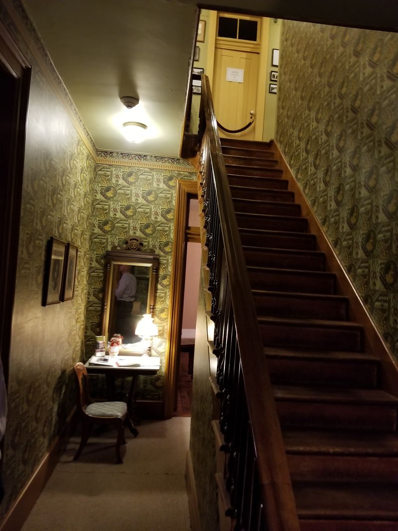 The Staircase Tells Another Story