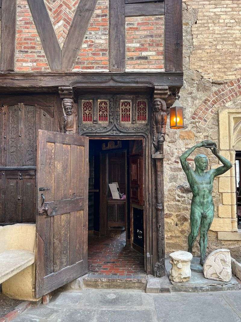 Passages With a Playful Side
