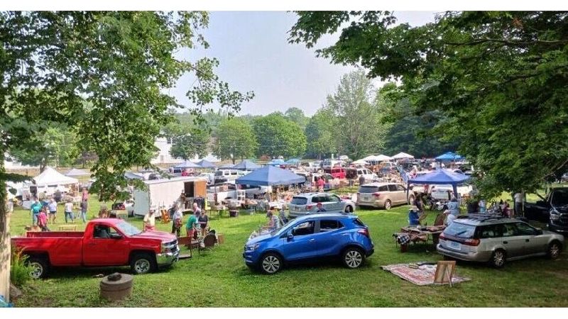 Quiet Finds in the Hills at The Woodbury Flea Market