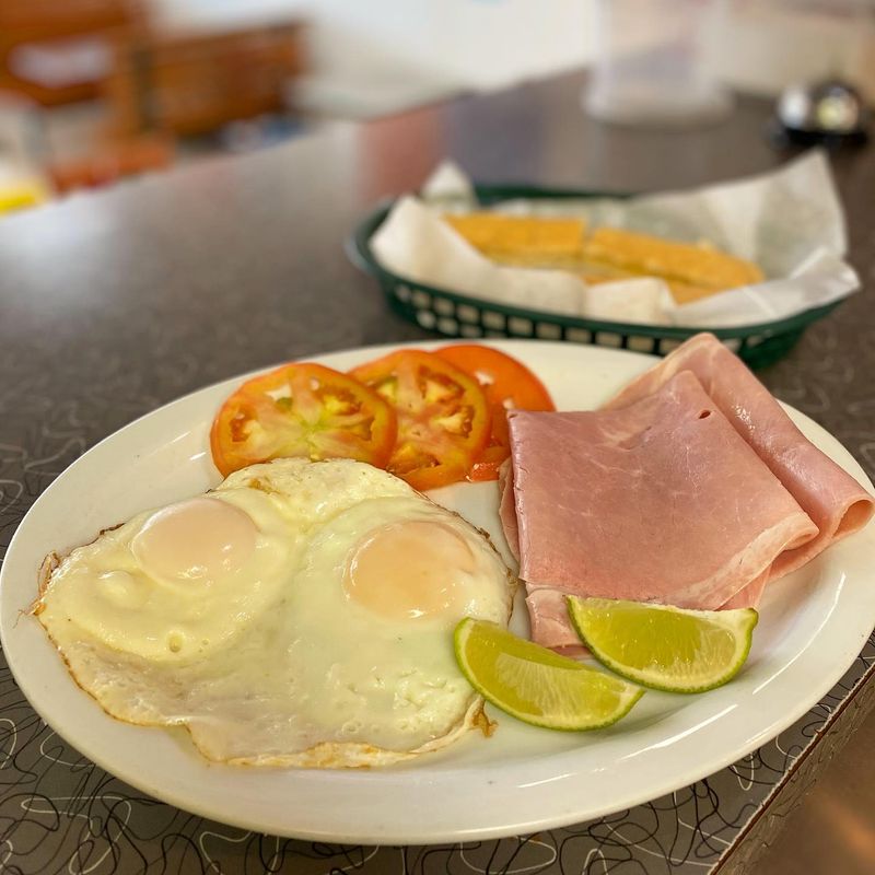 Egg on Top, Comfort Turned Up