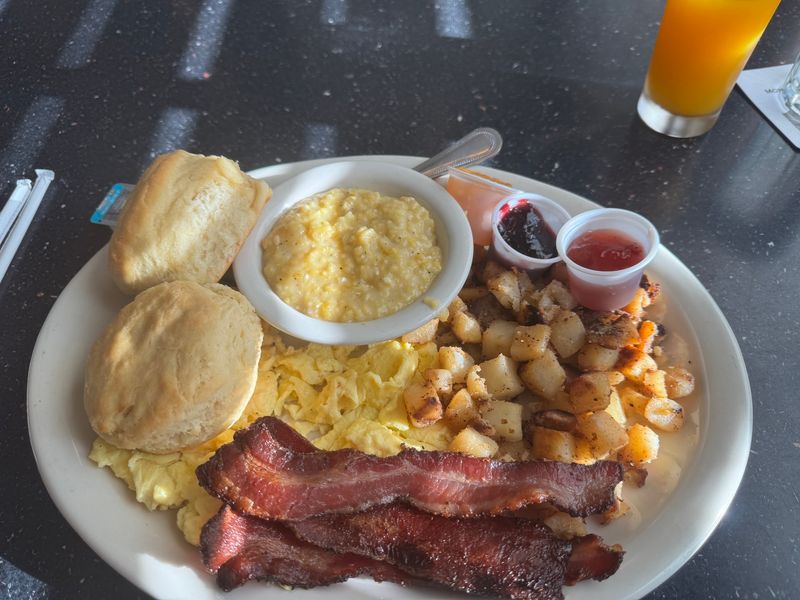 Breakfast Fans Have Plenty to Say