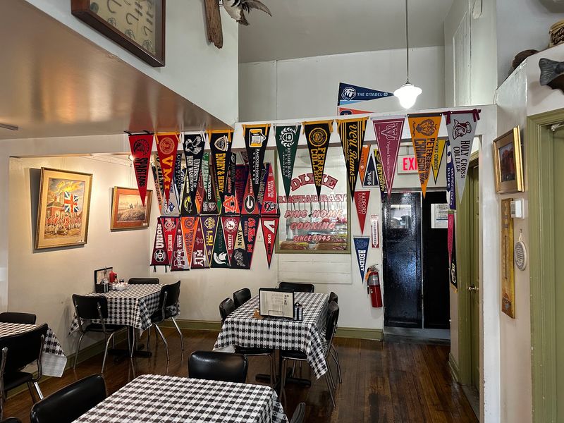 Vintage Walls, Cozy Booths, And A Little Time Travel