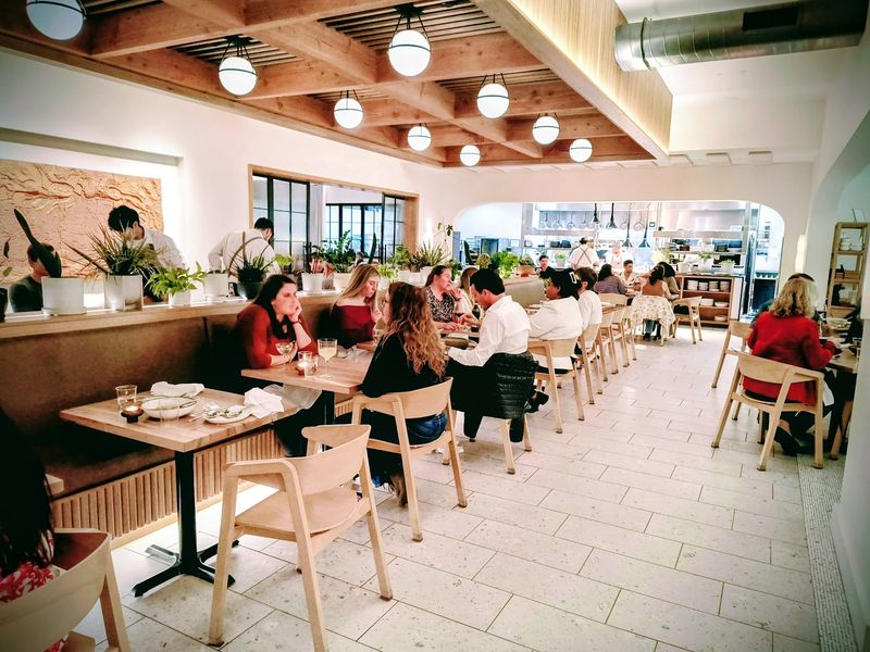 Food Breaks for Hungry Visitors