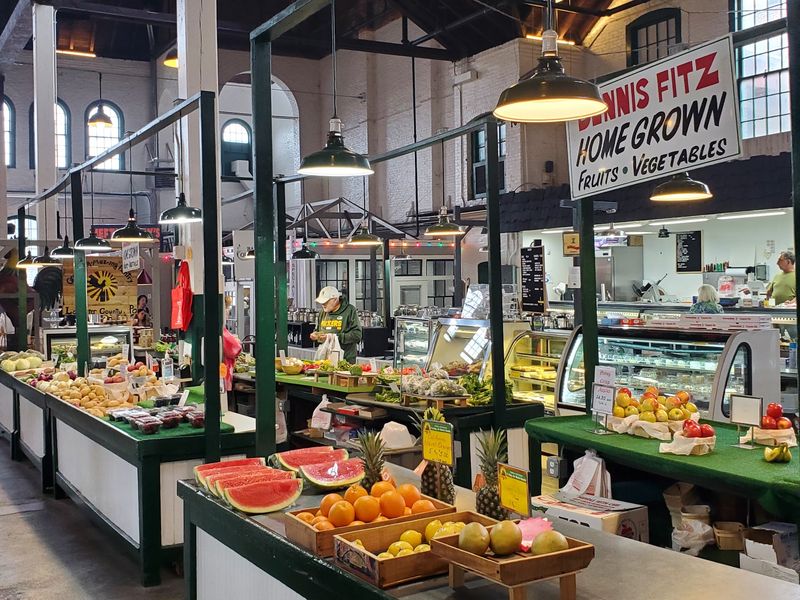 Food Choices That Can Turn Into A Full Meal Tour