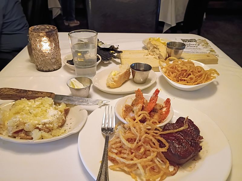 Steaks, Prime Rib, and Comfort Plates Still Rule the Table