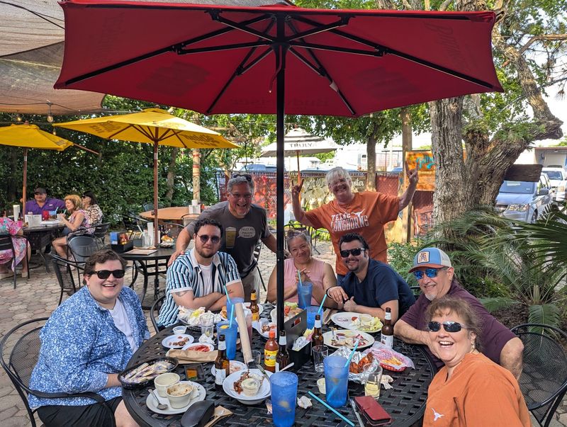 Outdoor Seats, San Leon Pace