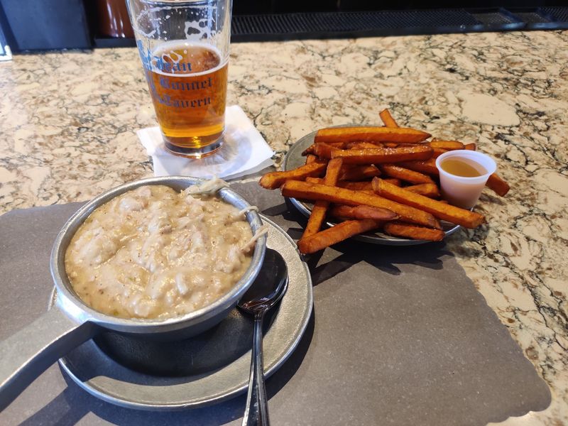 Microbrews On Tap In A Colonial-Era Tavern