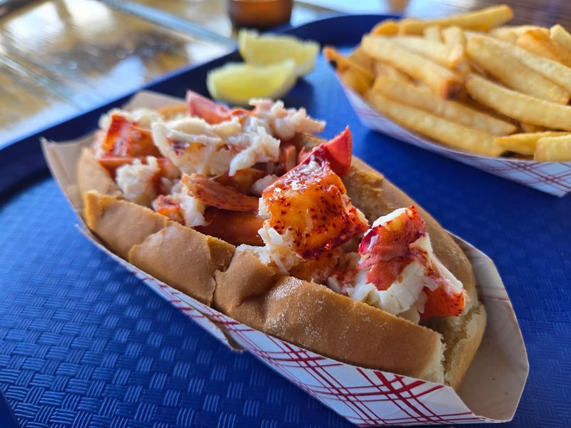 Captain Scott's Lobster Dock in New London, New London County,