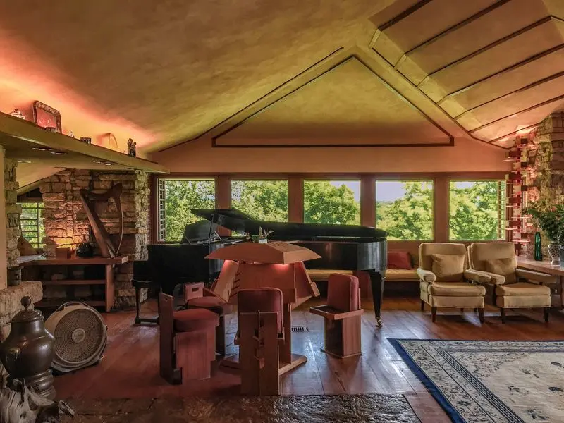 Step Inside Wright's Living Room And Personal Drafting Studio