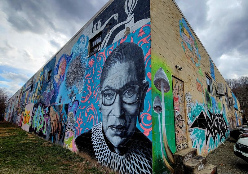See Artists Actually Working, Not Just Finished Pieces