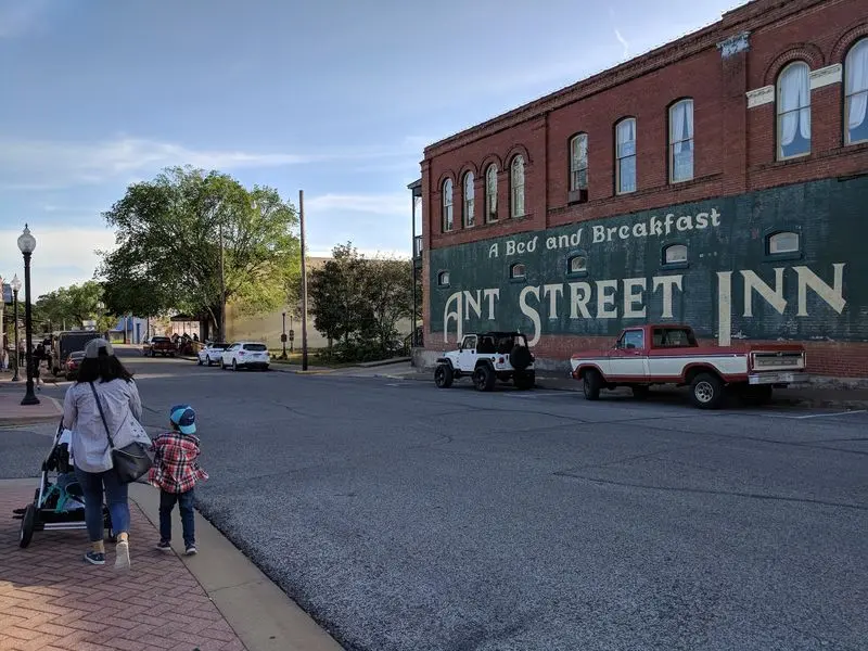 Brenham - Bluebonnet Country With Small-Town Charm