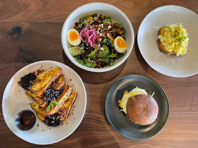 Leven Bakery & Cafe - Houston