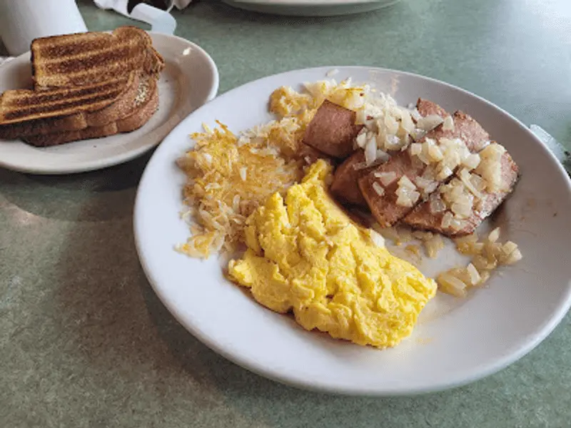 All-Day Breakfast With Superhero-Sized Comfort
