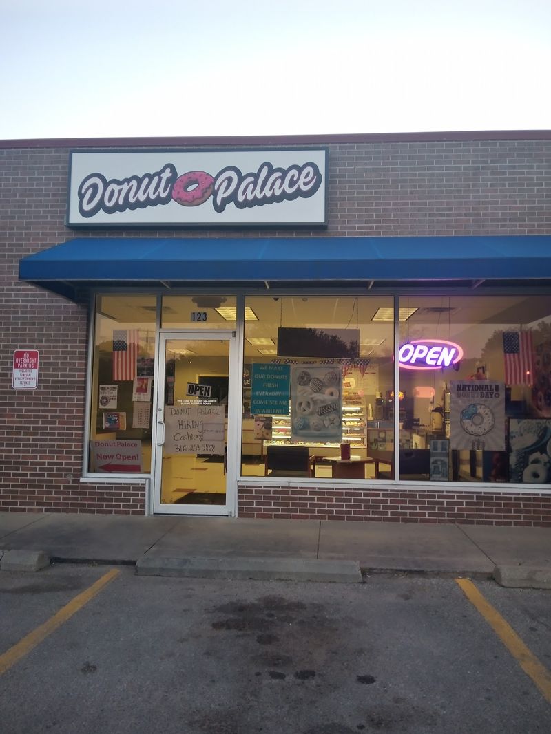 Donut Palace - Junction