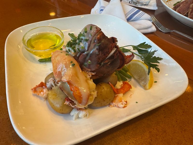 Banks' Seafood Kitchen and Raw Bar - Wilmington