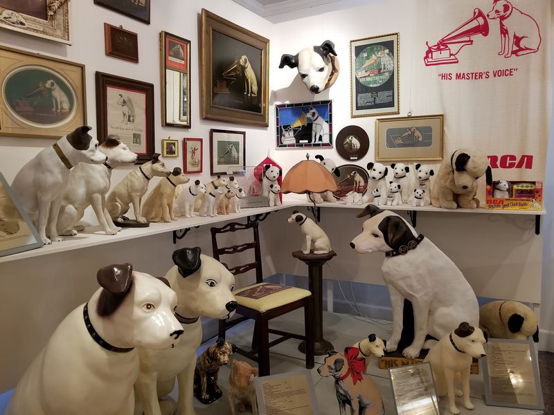 Johnson Victrola Museum - Dover