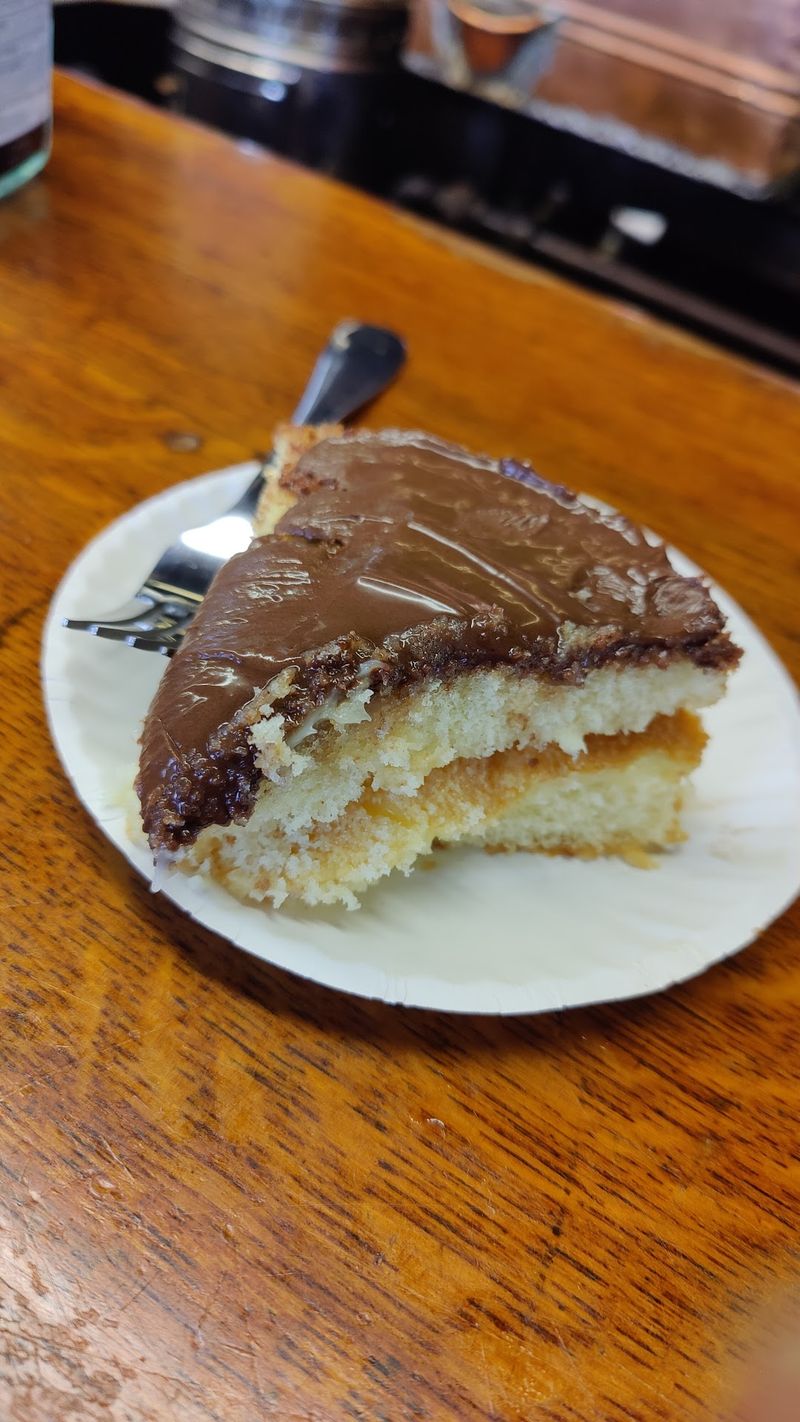 Small Treats That Extend the Visit