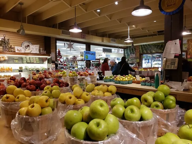 Brown's Orchard & Farm Market